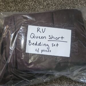 RV Queen Short Bedding Set - 4 Pieces - Brown